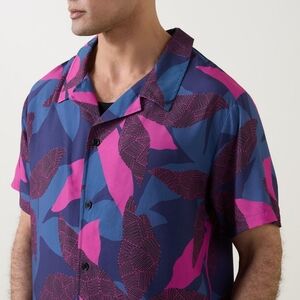 Boss Beach Floral Beach Button-up Short Sleeve Shirt - M